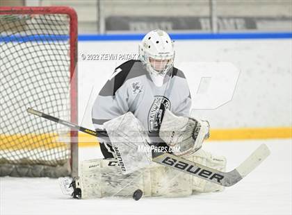 Thumbnail 2 in Northwest Catholic @ Xavier photogallery.