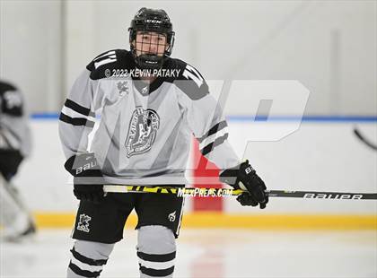 Thumbnail 2 in Northwest Catholic @ Xavier photogallery.