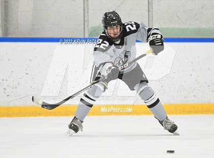 Thumbnail 3 in Northwest Catholic @ Xavier photogallery.