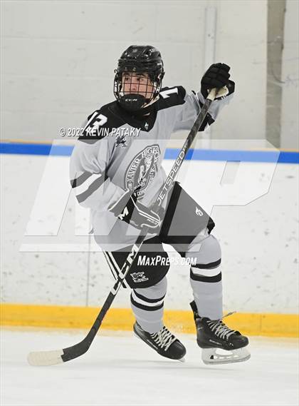 Thumbnail 1 in Northwest Catholic @ Xavier photogallery.