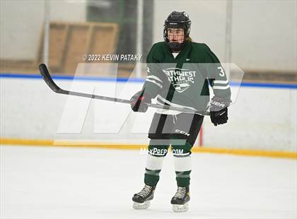 Thumbnail 3 in Northwest Catholic @ Xavier photogallery.