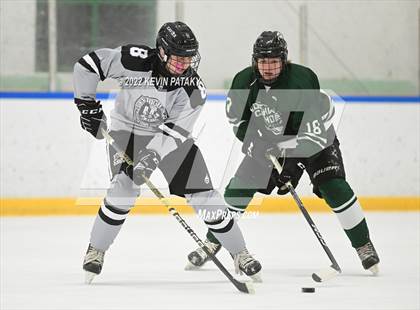 Thumbnail 2 in Northwest Catholic @ Xavier photogallery.