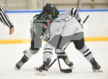 Thumbnail 2 in Northwest Catholic @ Xavier photogallery.