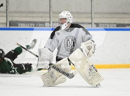 Thumbnail 3 in Northwest Catholic @ Xavier photogallery.