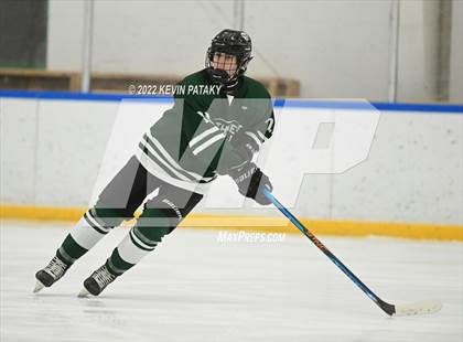 Thumbnail 3 in Northwest Catholic @ Xavier photogallery.