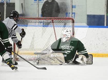 Thumbnail 3 in Northwest Catholic @ Xavier photogallery.