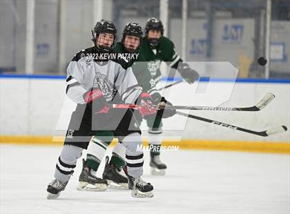 Thumbnail 2 in Northwest Catholic @ Xavier photogallery.