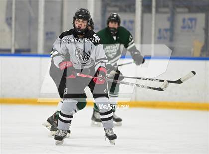 Thumbnail 3 in Northwest Catholic @ Xavier photogallery.