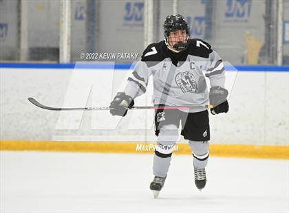 Thumbnail 2 in Northwest Catholic @ Xavier photogallery.