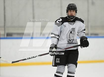 Thumbnail 2 in Northwest Catholic @ Xavier photogallery.