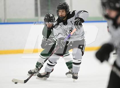 Thumbnail 2 in Northwest Catholic @ Xavier photogallery.
