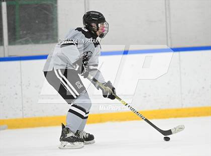 Thumbnail 3 in Northwest Catholic @ Xavier photogallery.