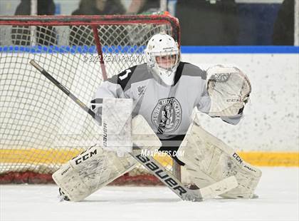 Thumbnail 2 in Northwest Catholic @ Xavier photogallery.