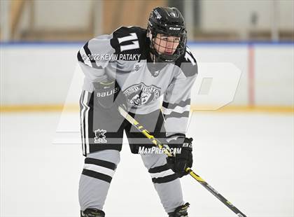 Thumbnail 3 in Northwest Catholic @ Xavier photogallery.