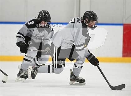 Thumbnail 1 in Northwest Catholic @ Xavier photogallery.