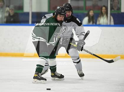 Thumbnail 2 in Northwest Catholic @ Xavier photogallery.