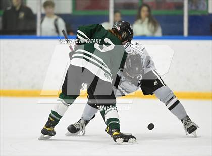 Thumbnail 2 in Northwest Catholic @ Xavier photogallery.