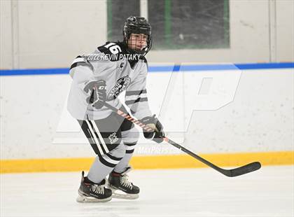 Thumbnail 2 in Northwest Catholic @ Xavier photogallery.