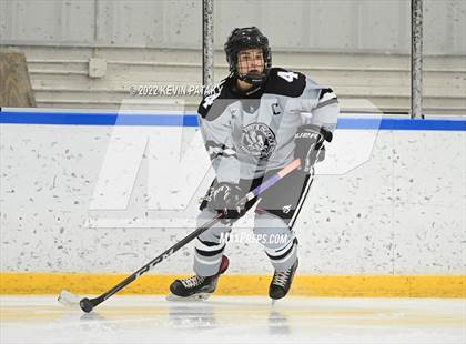 Thumbnail 2 in Northwest Catholic @ Xavier photogallery.