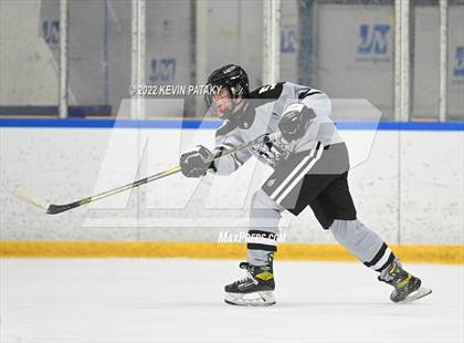 Thumbnail 2 in Northwest Catholic @ Xavier photogallery.