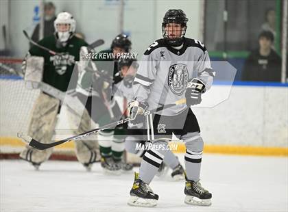 Thumbnail 2 in Northwest Catholic @ Xavier photogallery.