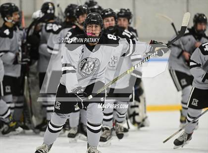 Thumbnail 2 in Northwest Catholic @ Xavier photogallery.