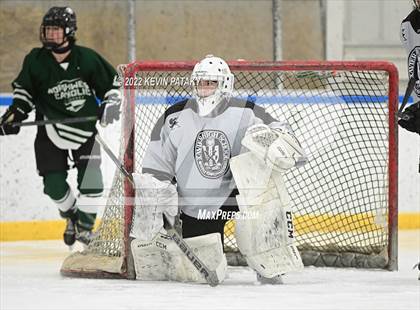 Thumbnail 2 in Northwest Catholic @ Xavier photogallery.