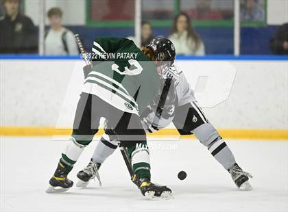 Thumbnail 3 in Northwest Catholic @ Xavier photogallery.