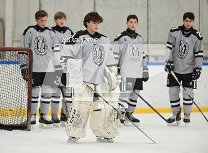 Thumbnail 2 in Northwest Catholic @ Xavier photogallery.