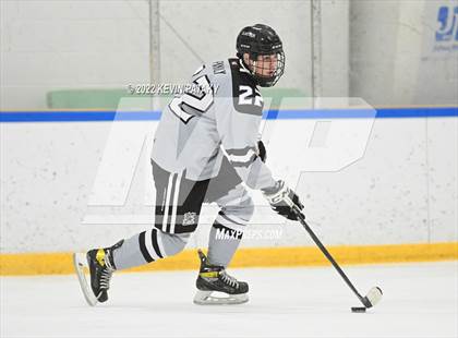 Thumbnail 2 in Northwest Catholic @ Xavier photogallery.