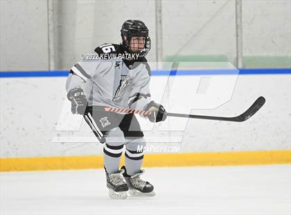 Thumbnail 3 in Northwest Catholic @ Xavier photogallery.