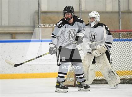 Thumbnail 1 in Northwest Catholic @ Xavier photogallery.