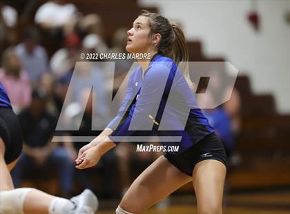 Thumbnail 2 in Midway @ Cape Fear photogallery.