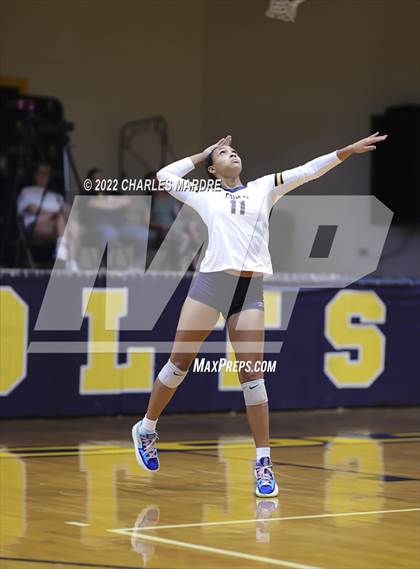 Thumbnail 3 in Midway @ Cape Fear photogallery.