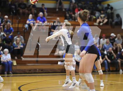 Thumbnail 2 in Midway @ Cape Fear photogallery.