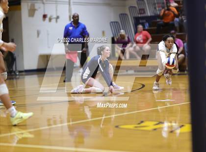 Thumbnail 3 in Midway @ Cape Fear photogallery.