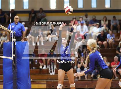 Thumbnail 3 in Midway @ Cape Fear photogallery.