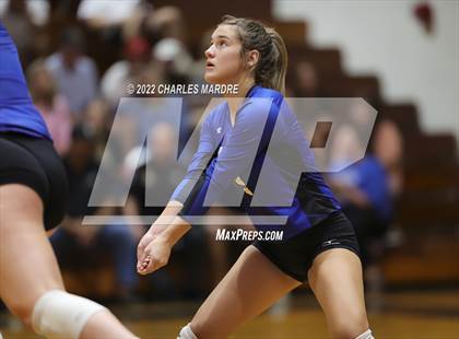 Thumbnail 1 in Midway @ Cape Fear photogallery.
