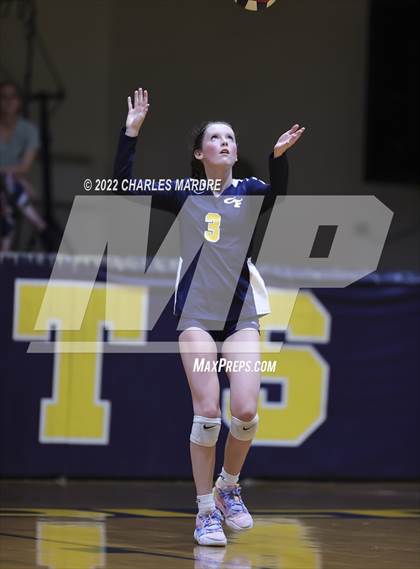 Thumbnail 3 in Midway @ Cape Fear photogallery.