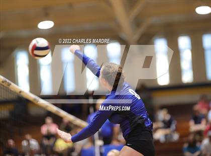 Thumbnail 1 in Midway @ Cape Fear photogallery.