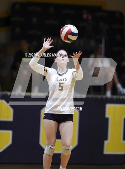 Thumbnail 3 in Midway @ Cape Fear photogallery.