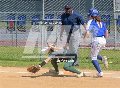 Thumbnail 1 in Waxahachie @ Duncanville (UIL 6A Bi-District Playoff) photogallery.