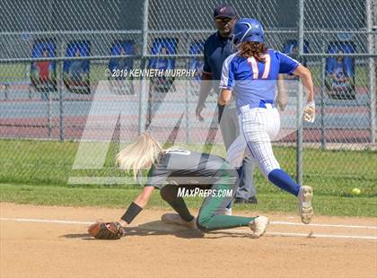 Thumbnail 2 in Waxahachie @ Duncanville (UIL 6A Bi-District Playoff) photogallery.