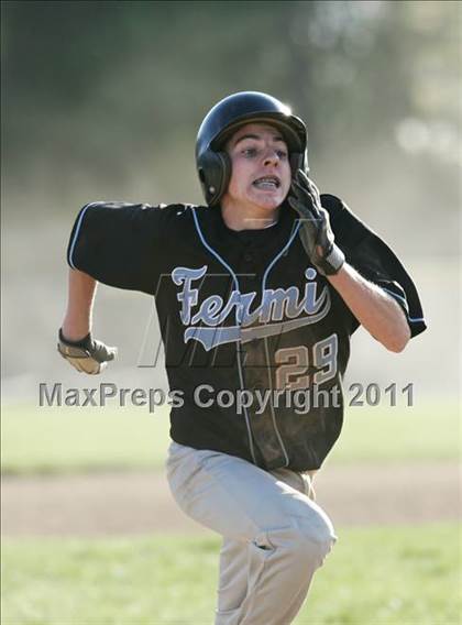 Thumbnail 3 in Tolland @ Fermi photogallery.