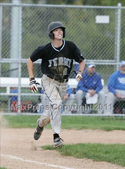 Thumbnail 3 in Tolland @ Fermi photogallery.