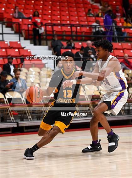 Thumbnail 1 in Columbus vs Houston Math Science & Tech (King Cotton Classic) photogallery.
