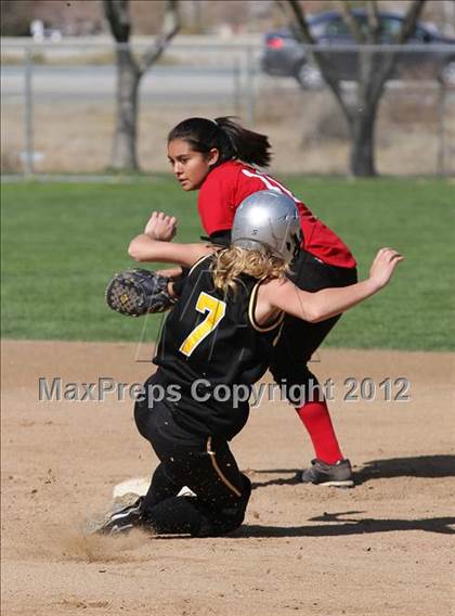 Thumbnail 1 in Antelope Valley vs. Boron (Desert Classic) photogallery.