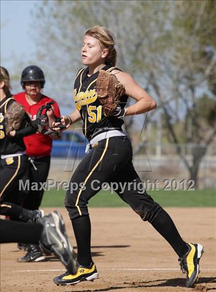 Thumbnail 1 in Antelope Valley vs. Boron (Desert Classic) photogallery.