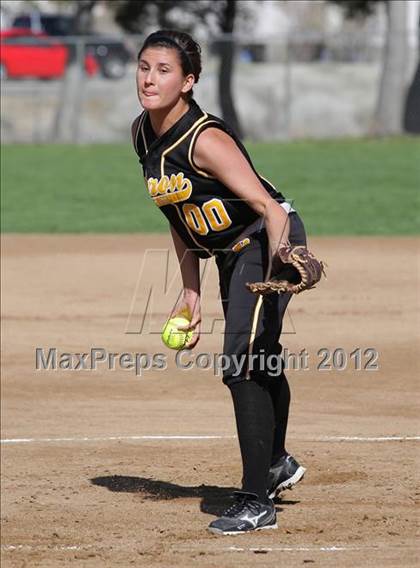 Thumbnail 1 in Antelope Valley vs. Boron (Desert Classic) photogallery.