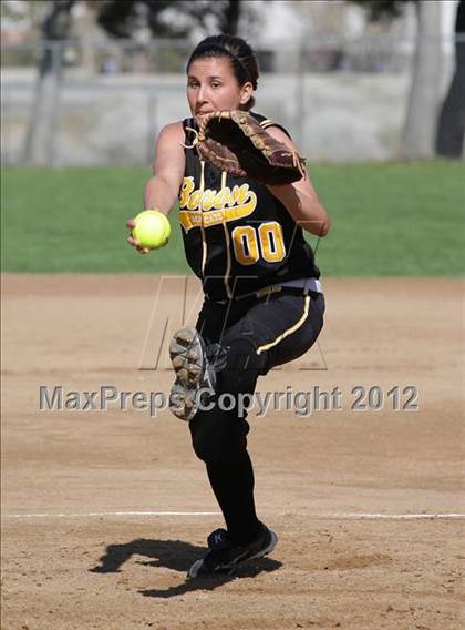 Thumbnail 3 in Antelope Valley vs. Boron (Desert Classic) photogallery.